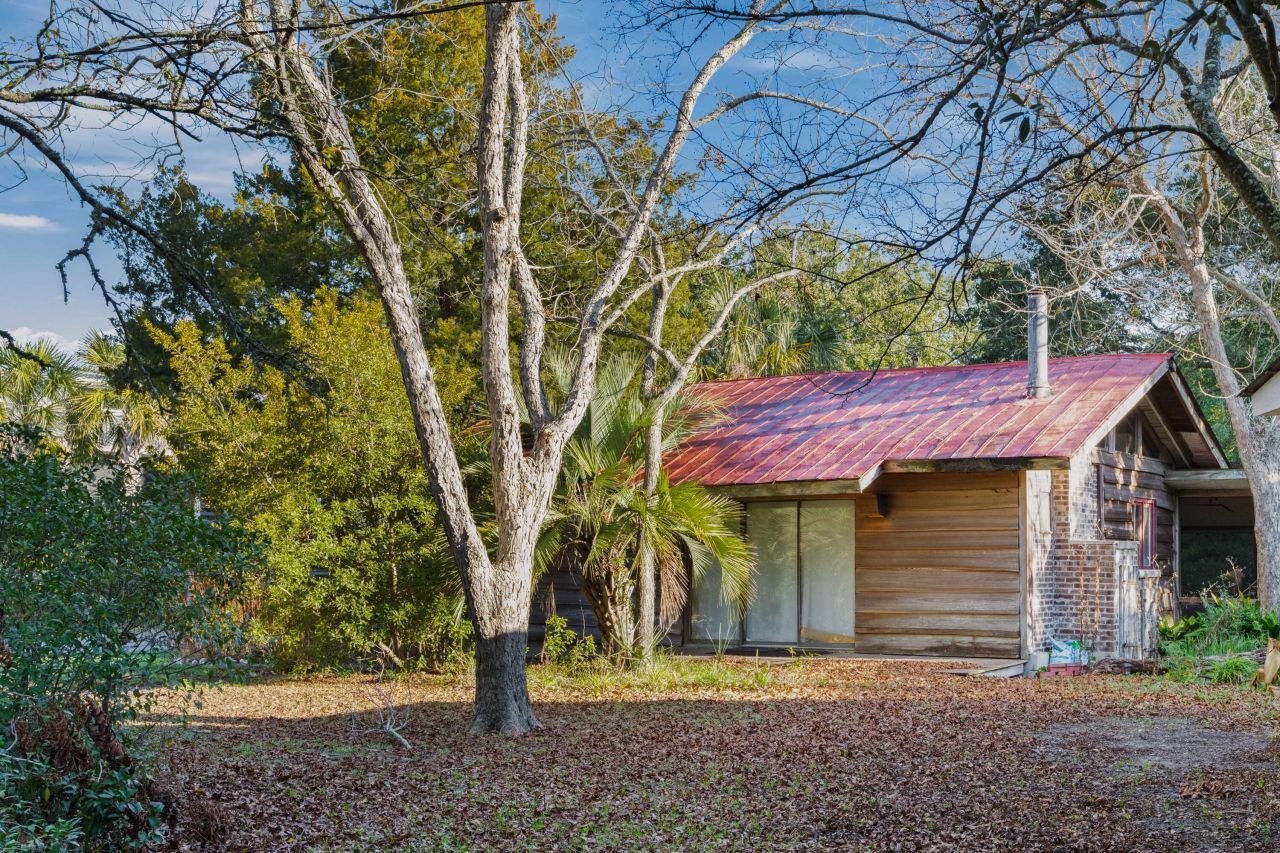 2804 Marshall Boulevard Photo 29