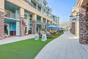 5802 Palmetto Drive Photo 10