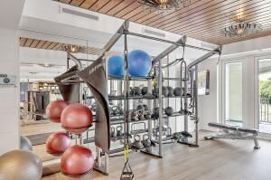 5802 Palmetto Drive Photo 25