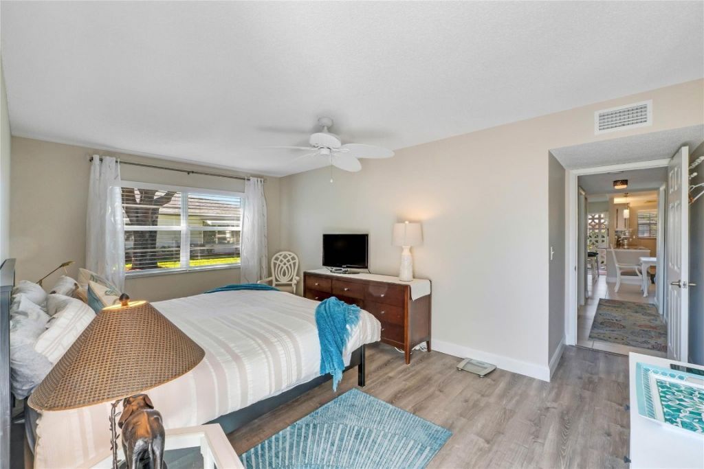 1235 Club Dr W, Unit D, Delray Beach, FL 33445 Photo