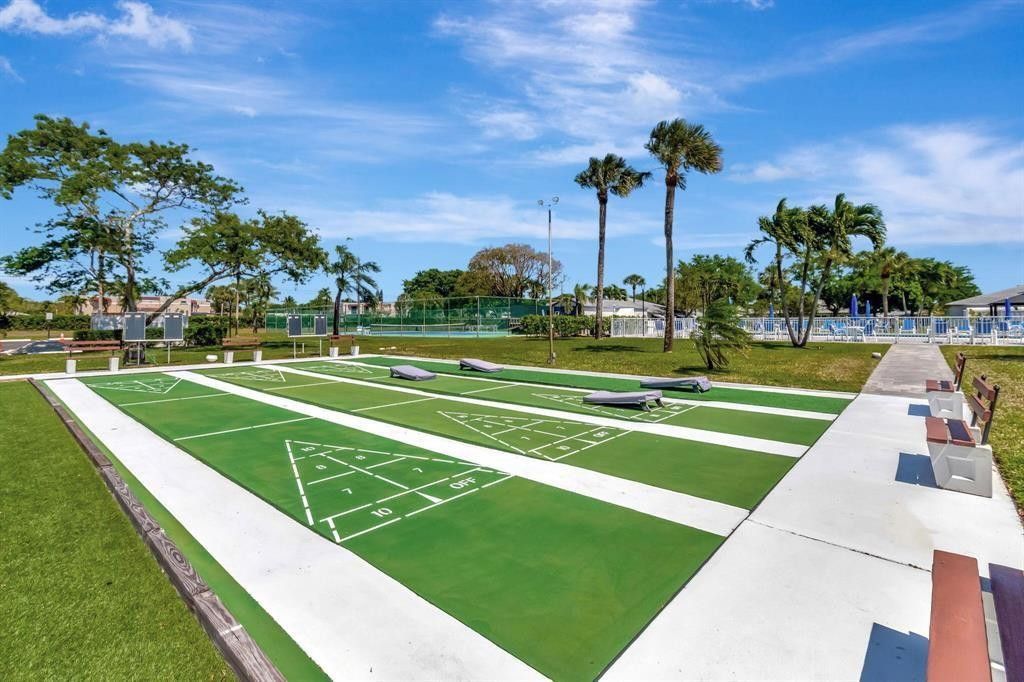 1235 Club Dr W, Unit D, Delray Beach, FL 33445 Photo