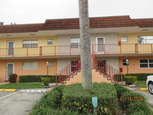 105 Oxford 100, Unit 105, West Palm Beach, FL 33417