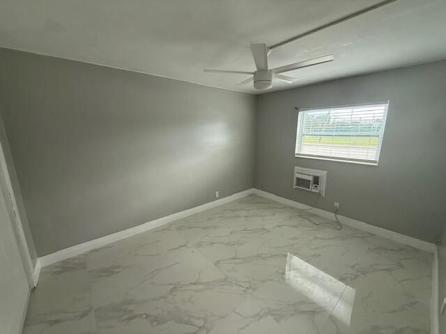 810 Lake Shore Drive, Unit 19, Lake Park, FL 33403 Photo