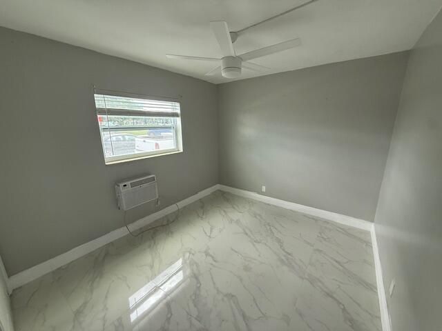 810 Lake Shore Drive, Unit 19, Lake Park, FL 33403 Photo