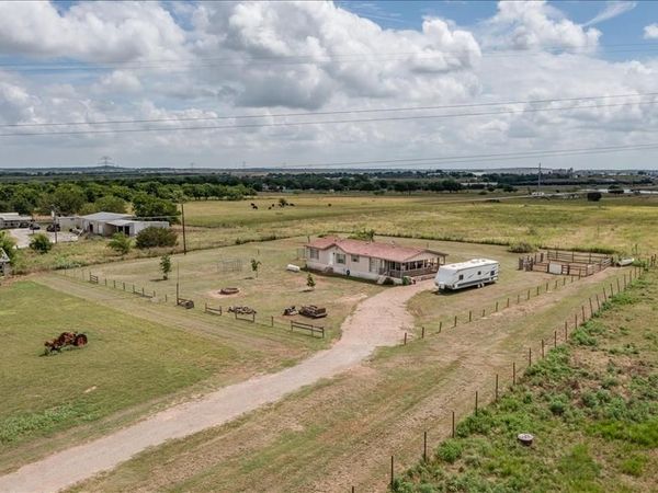 5680 County Road 1217, Cleburne, TX 76033