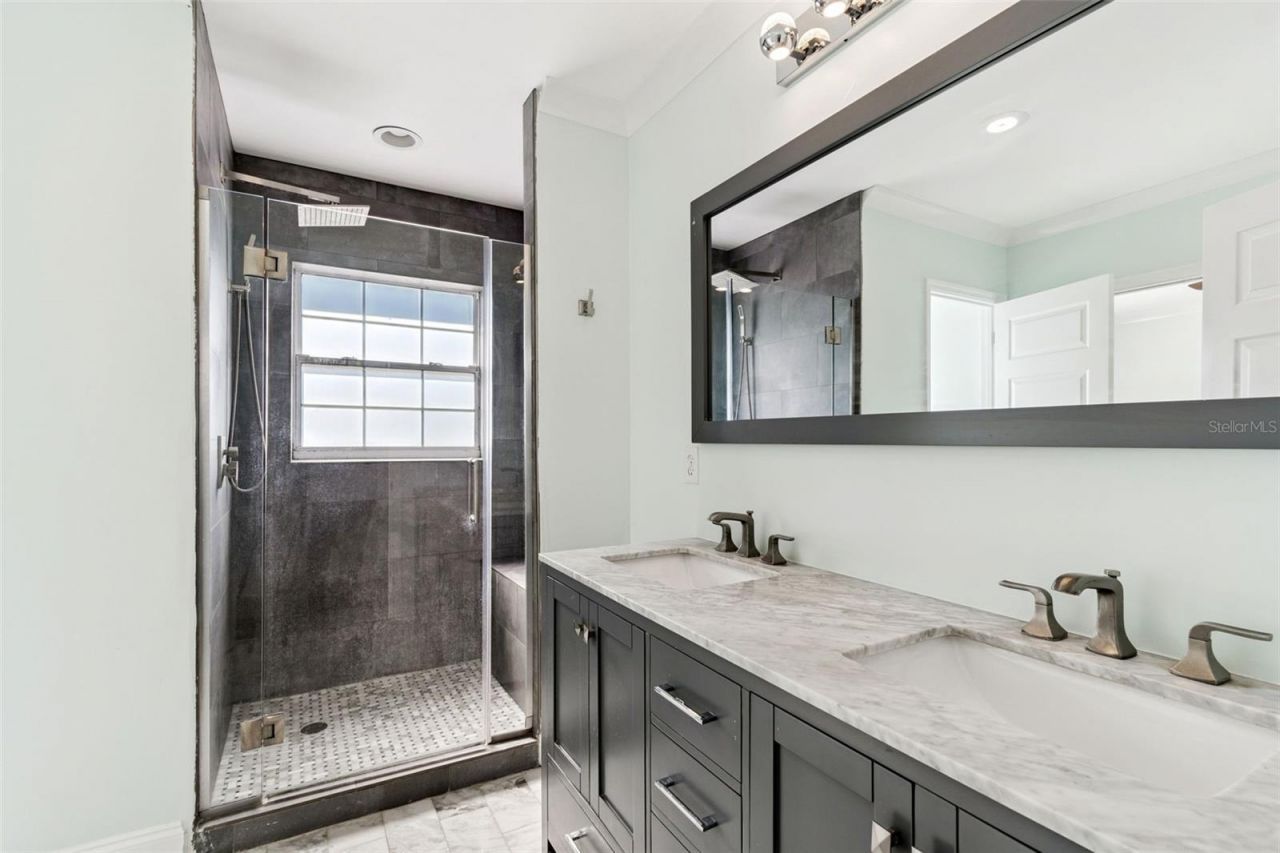 1733 Bayou Grande Boulevard Ne, Saint Petersburg, FL 33703 Photo
