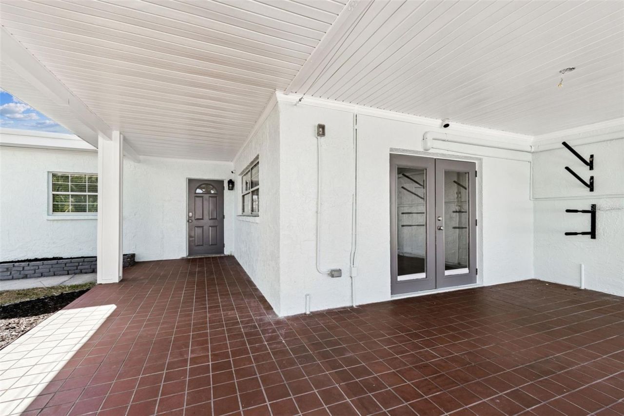 1733 Bayou Grande Boulevard Ne, Saint Petersburg, FL 33703 Photo