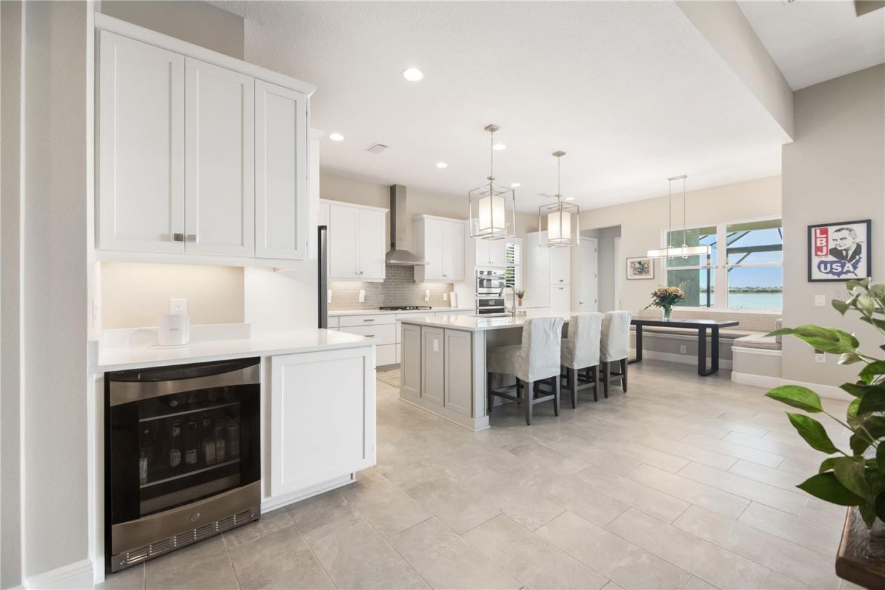 8083 Waterbend Trail, Sarasota, FL 34240 Photo