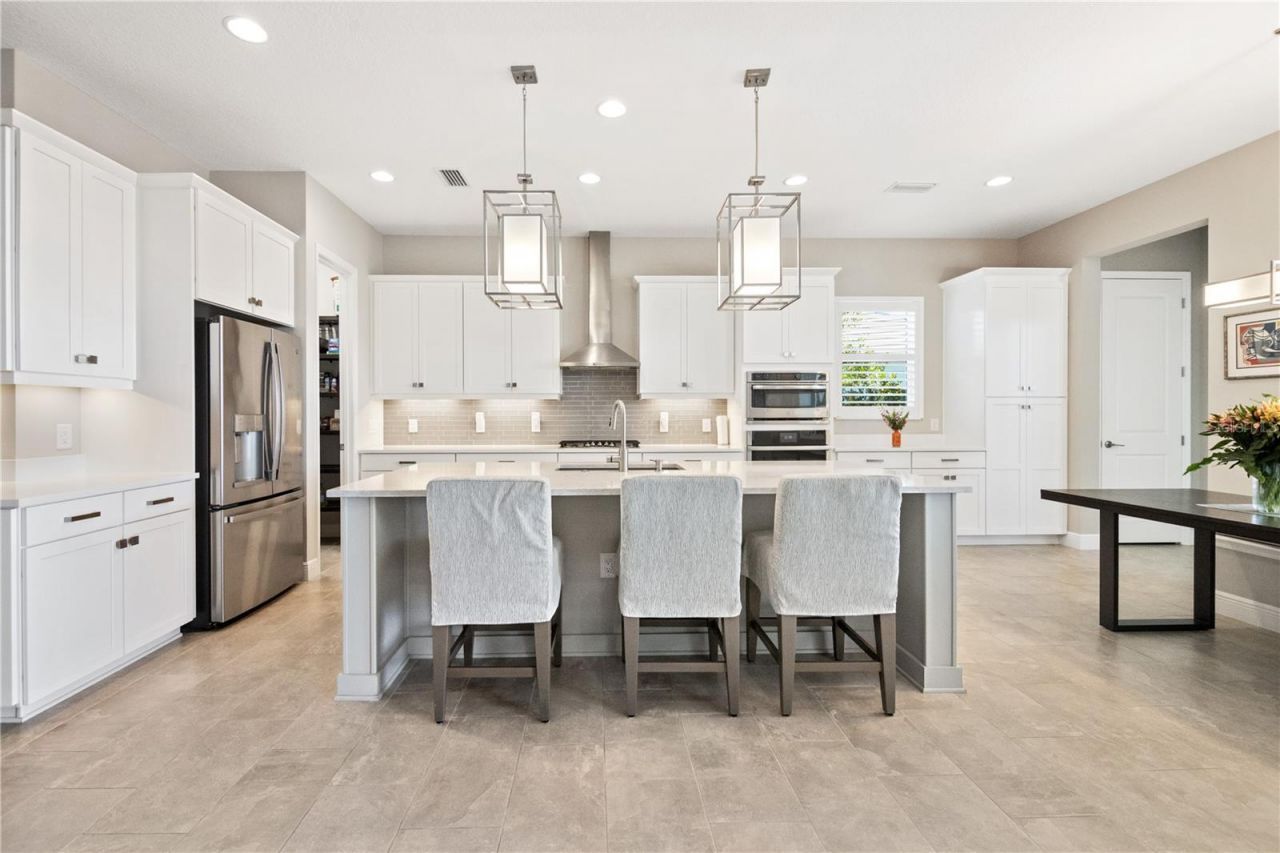 8083 Waterbend Trail, Sarasota, FL 34240 Photo
