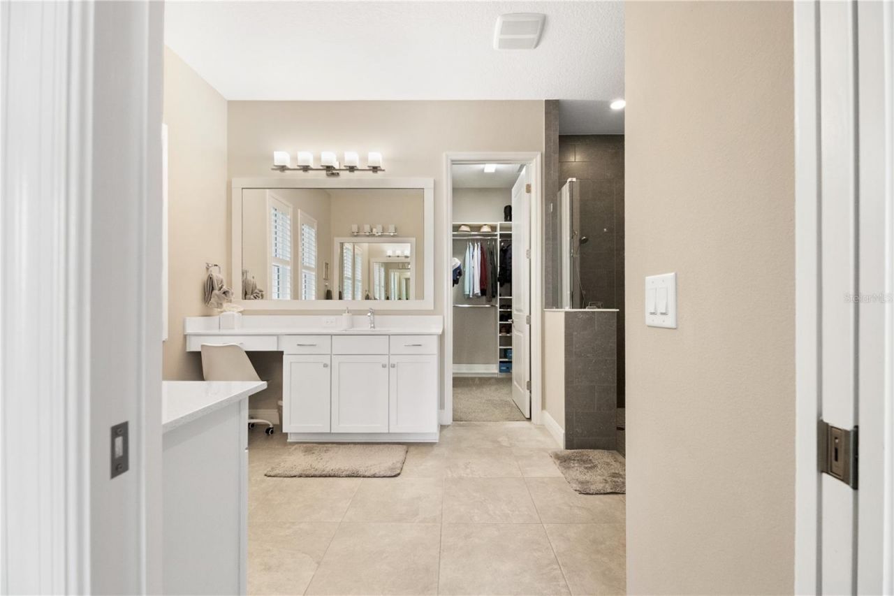 8083 Waterbend Trail, Sarasota, FL 34240 Photo