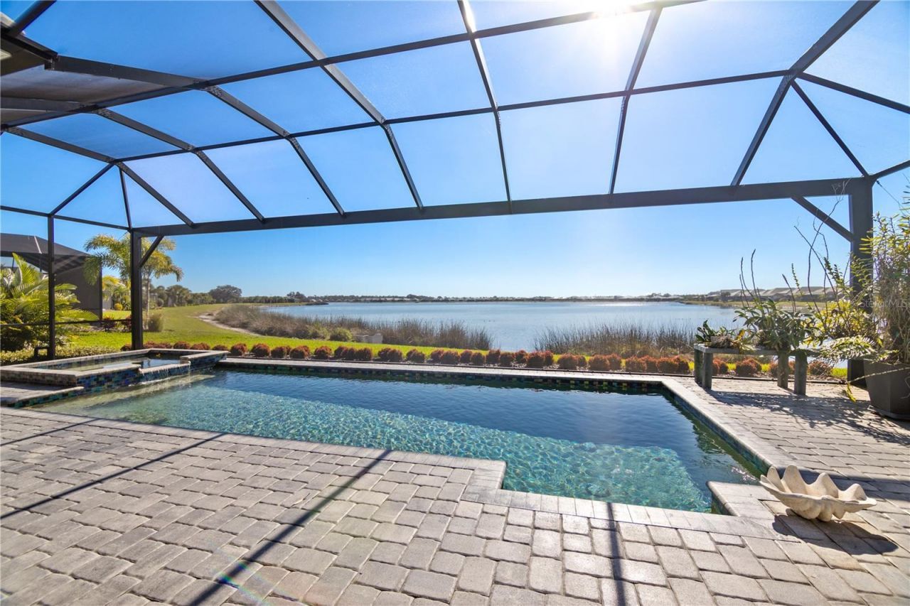 8083 Waterbend Trail, Sarasota, FL 34240 Photo
