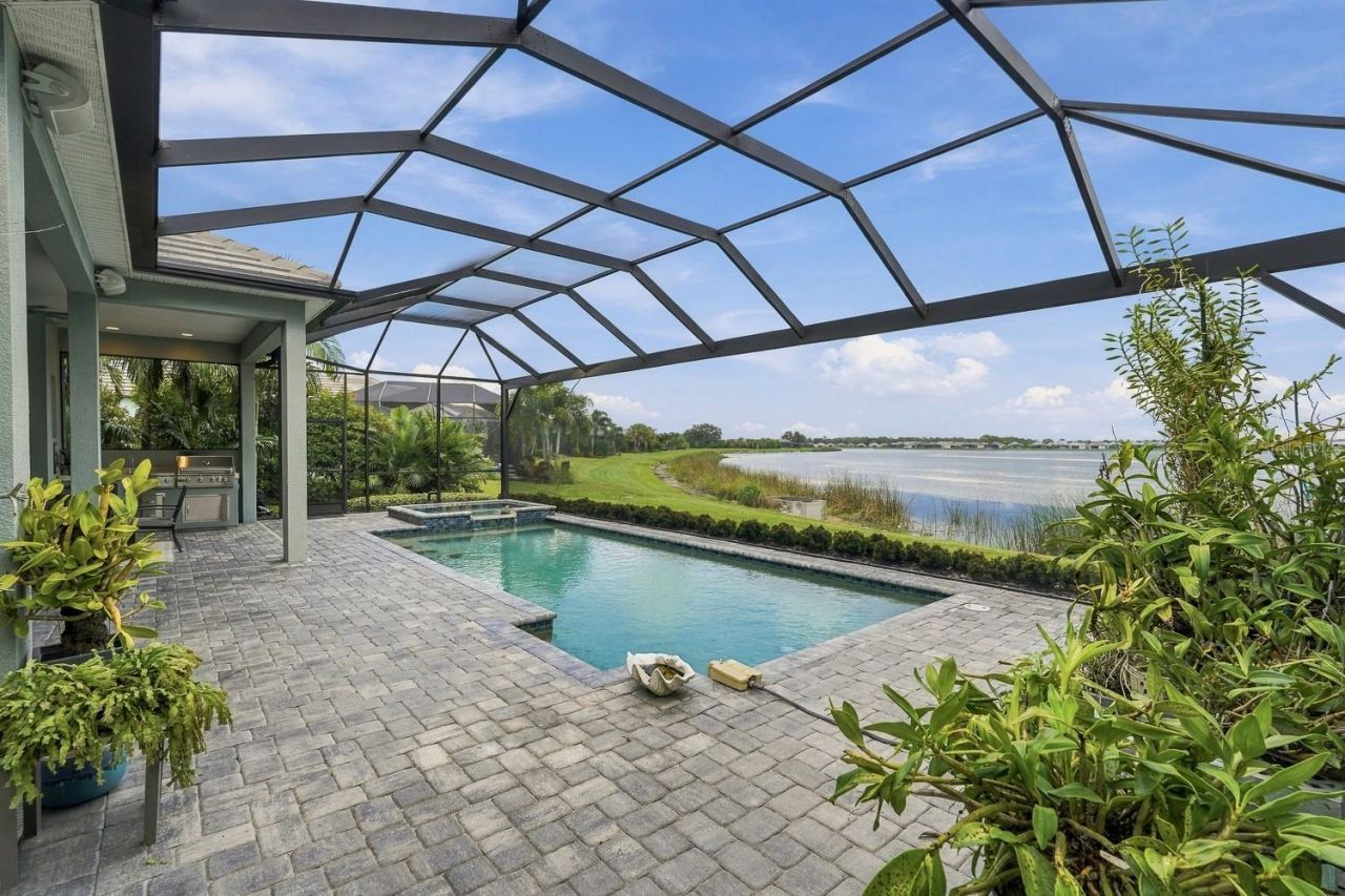 8083 Waterbend Trail, Sarasota, FL 34240 Photo
