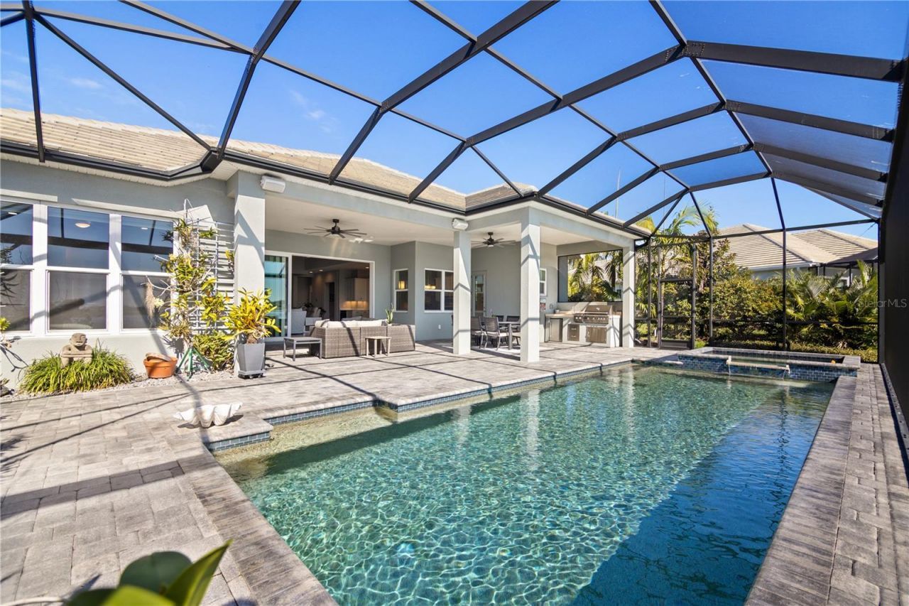 8083 Waterbend Trail, Sarasota, FL 34240 Photo