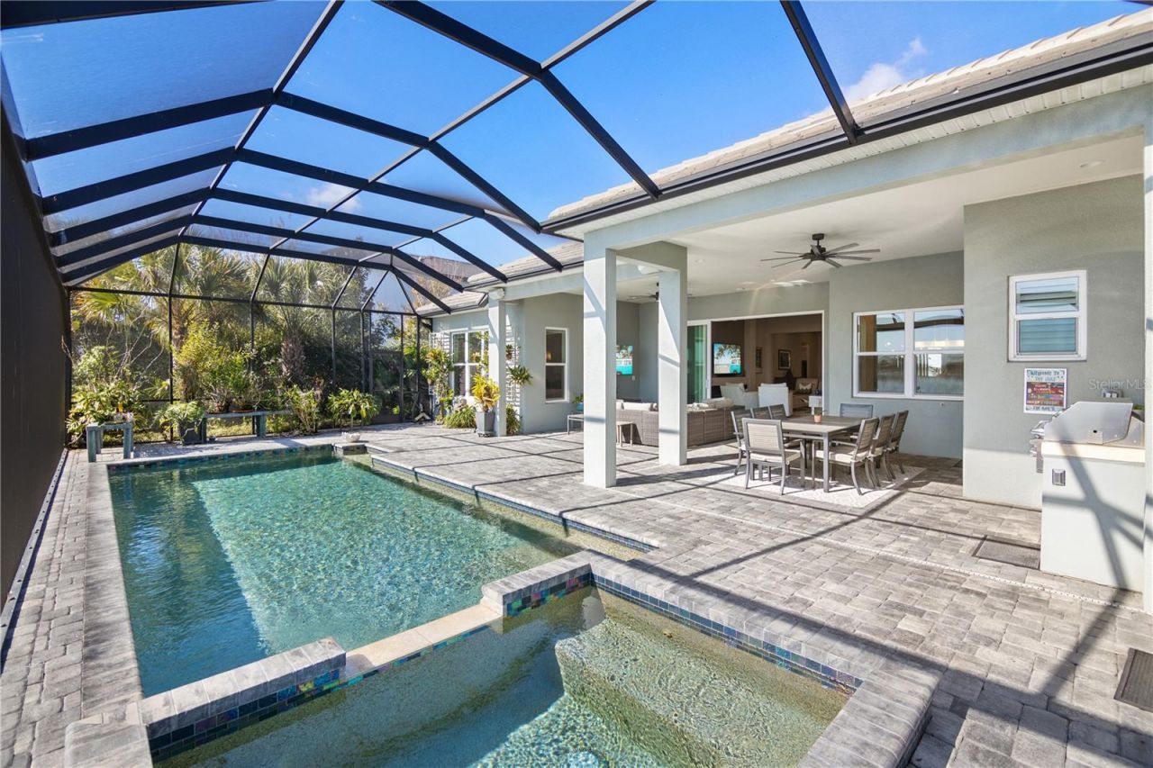 8083 Waterbend Trail, Sarasota, FL 34240 Photo
