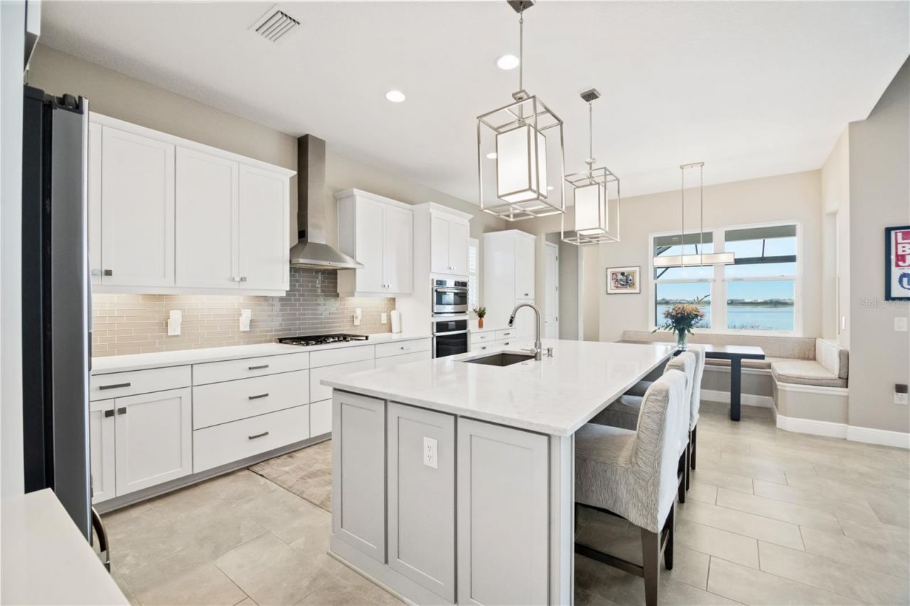 8083 Waterbend Trail, Sarasota, FL 34240 Photo