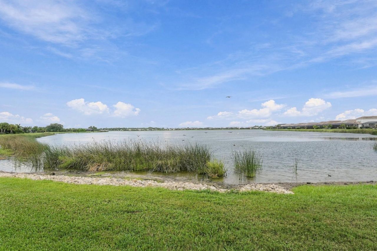 8083 Waterbend Trail, Sarasota, FL 34240 Photo