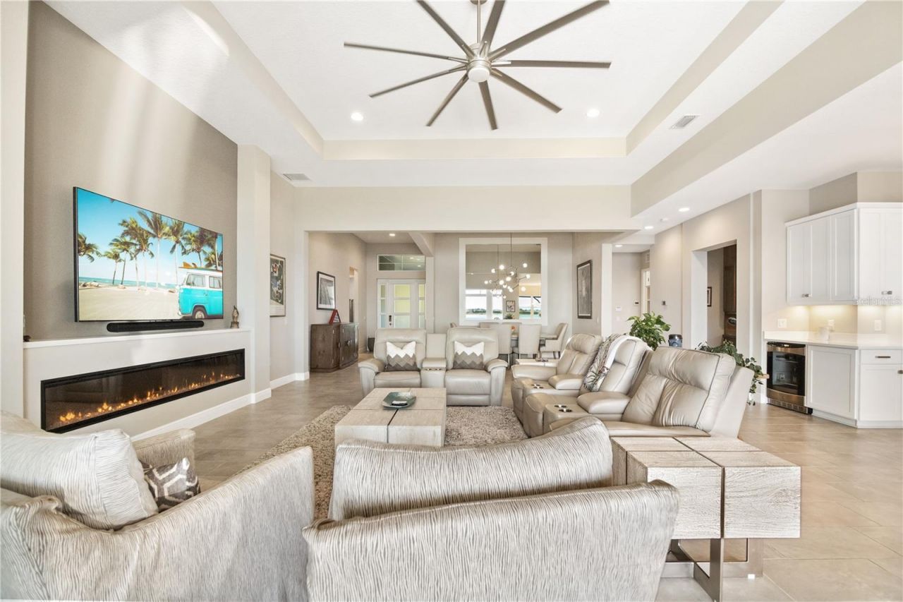8083 Waterbend Trail, Sarasota, FL 34240 Photo