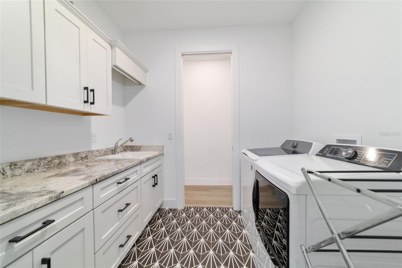 11638 SE 101st Court Road, Belleview, FL 34420 Photo