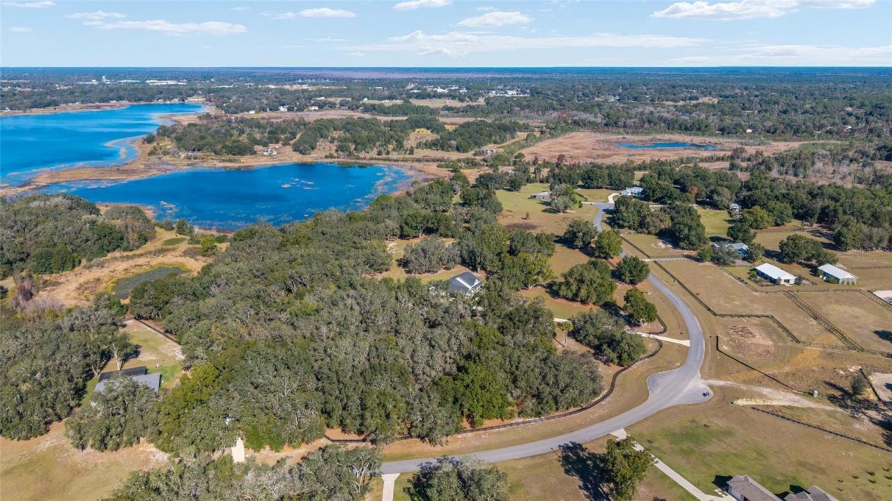 11638 SE 101st Court Road, Belleview, FL 34420 Photo