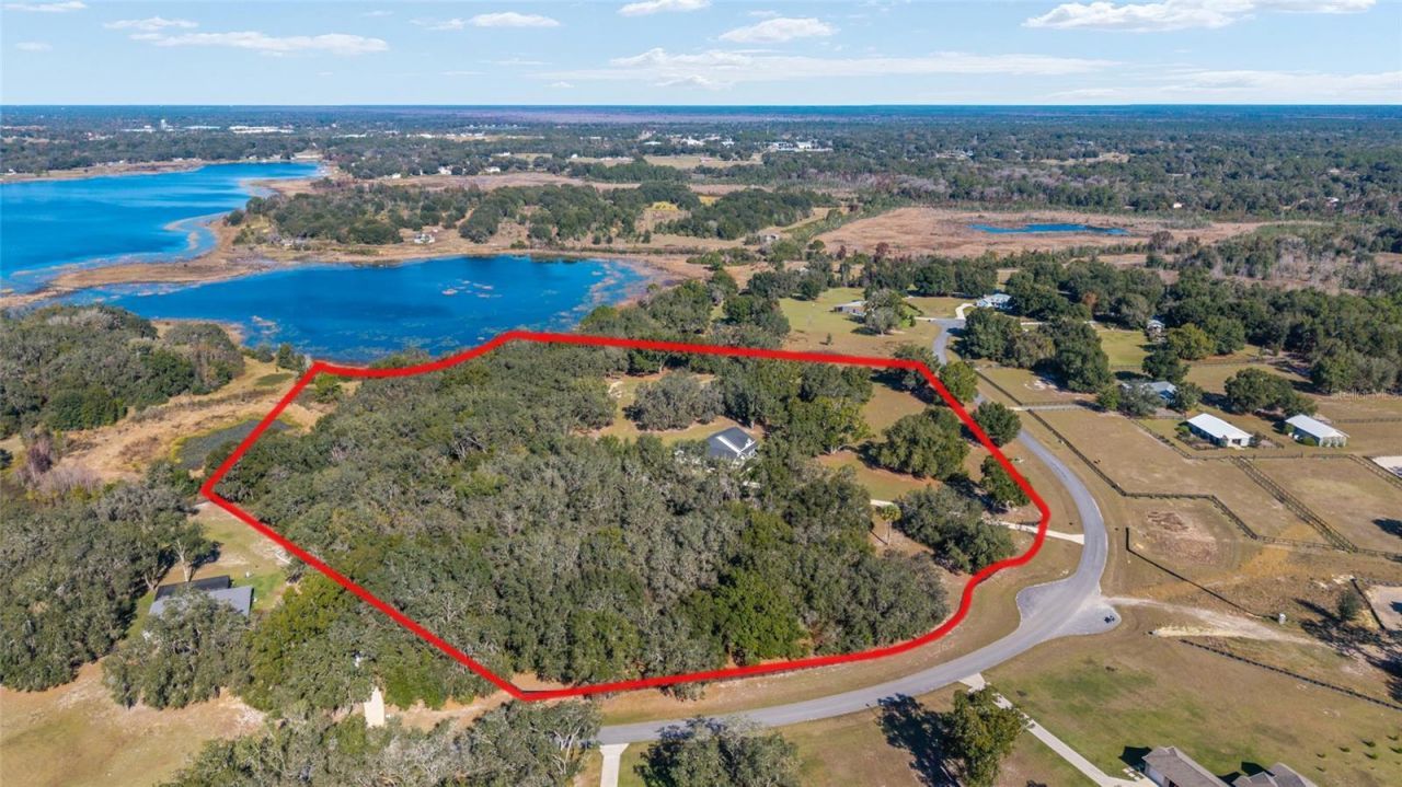 11638 SE 101st Court Road, Belleview, FL 34420 Photo