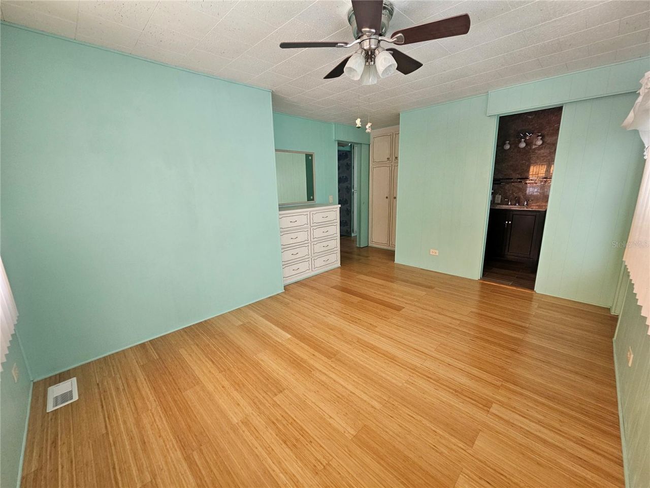 18675 Us Highway 19 N, Unit 498, Clearwater, FL 33764 Photo