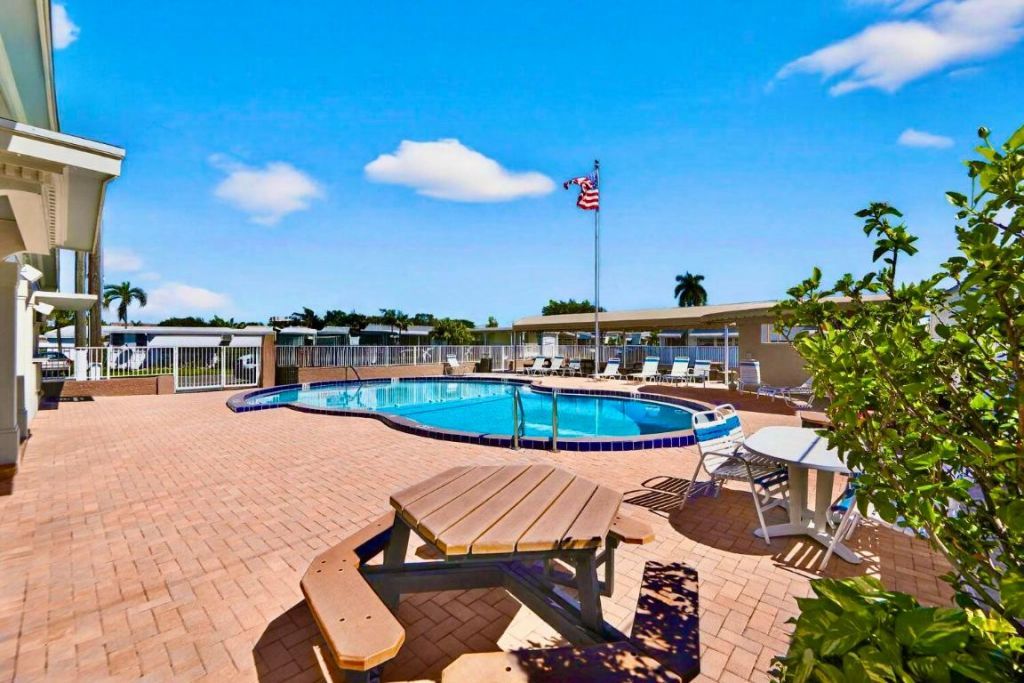 1554 S 33rd Road, Hollywood, FL 33021 Photo