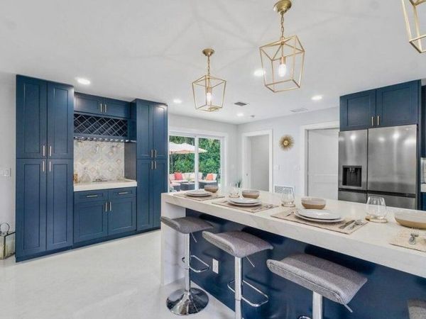 324 Bamboo Road, Palm Beach Shores, FL 33404