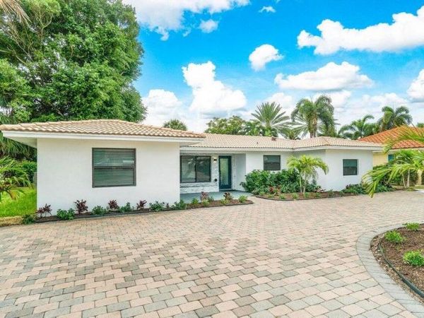 324 Bamboo Road, Palm Beach Shores, FL 33404