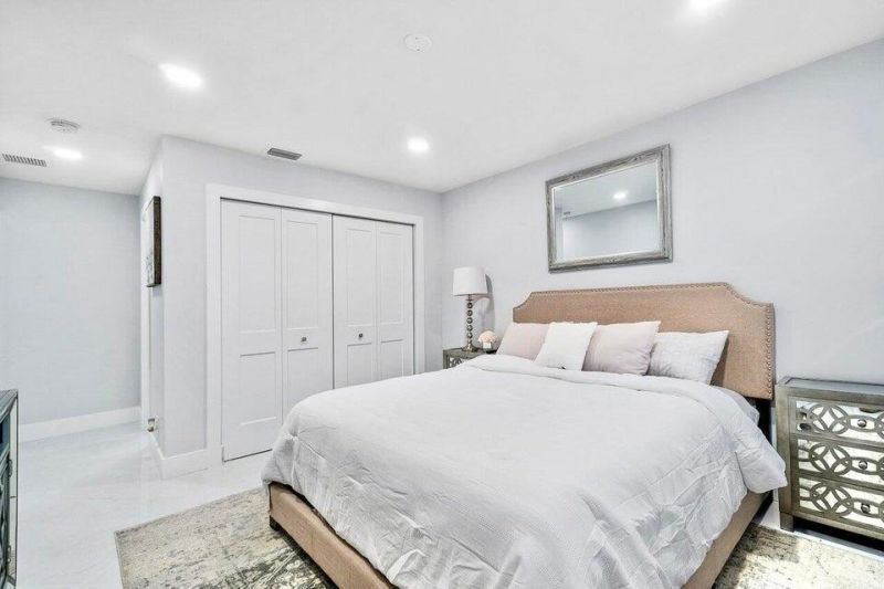 324 Bamboo Road, Palm Beach Shores, FL 33404 Photo