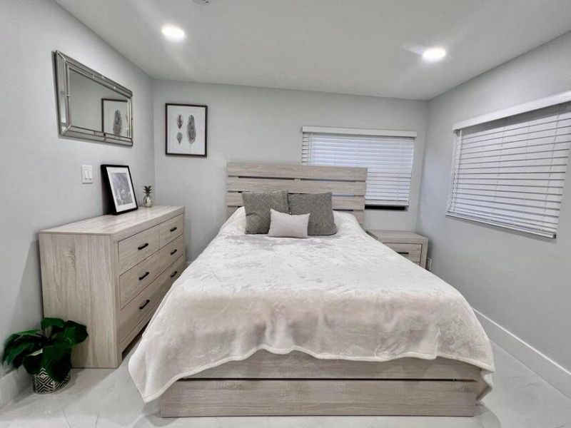 324 Bamboo Road, Palm Beach Shores, FL 33404 Photo