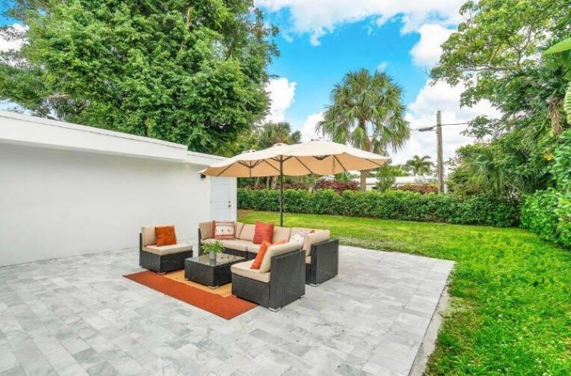 324 Bamboo Road, Palm Beach Shores, FL 33404 Photo