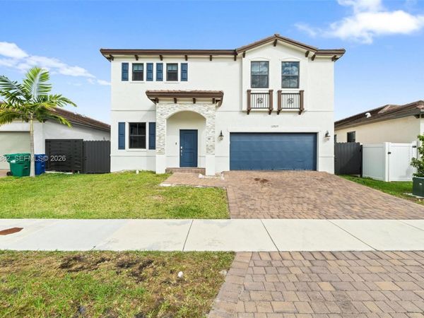 12927 SW 229th Ter , Miami, FL 33170