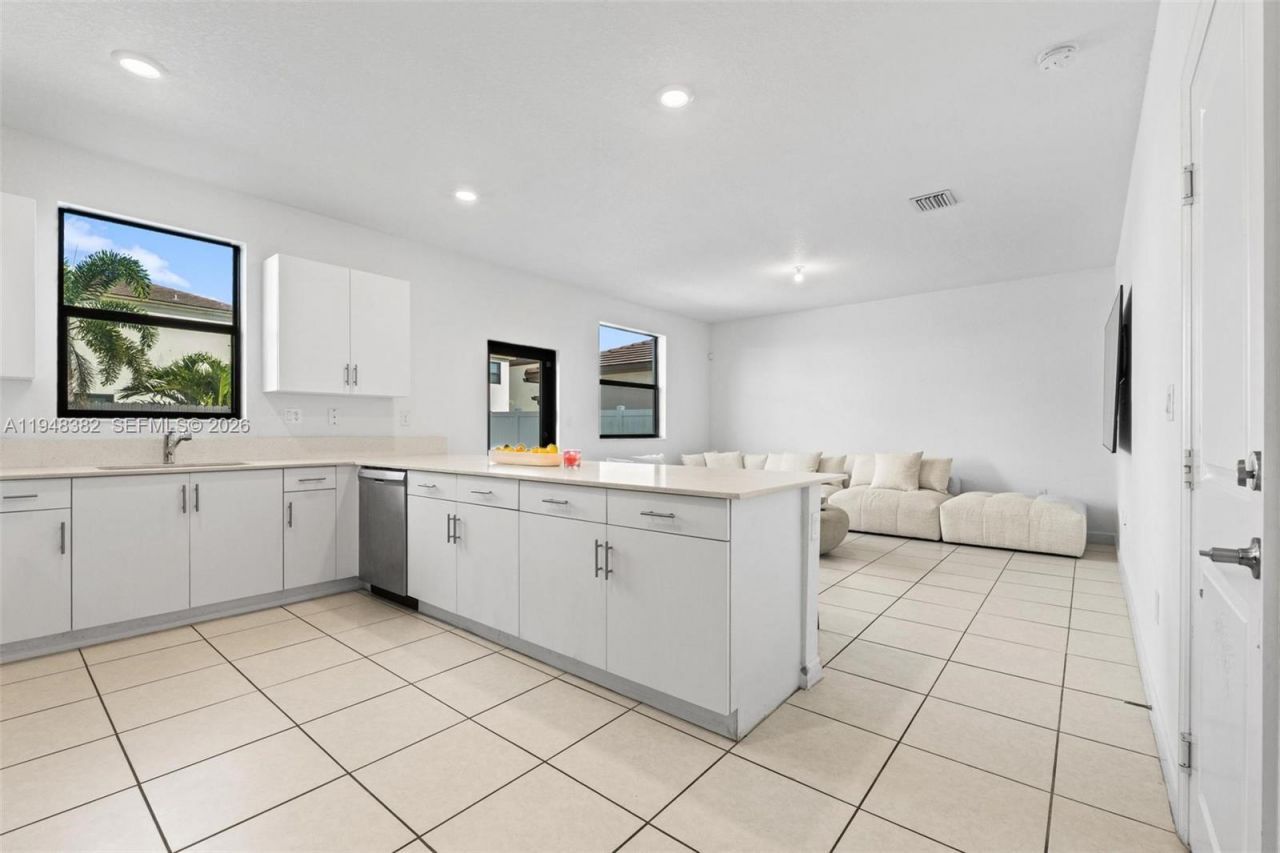 12927 SW 229th Ter , Miami, FL 33170 Photo