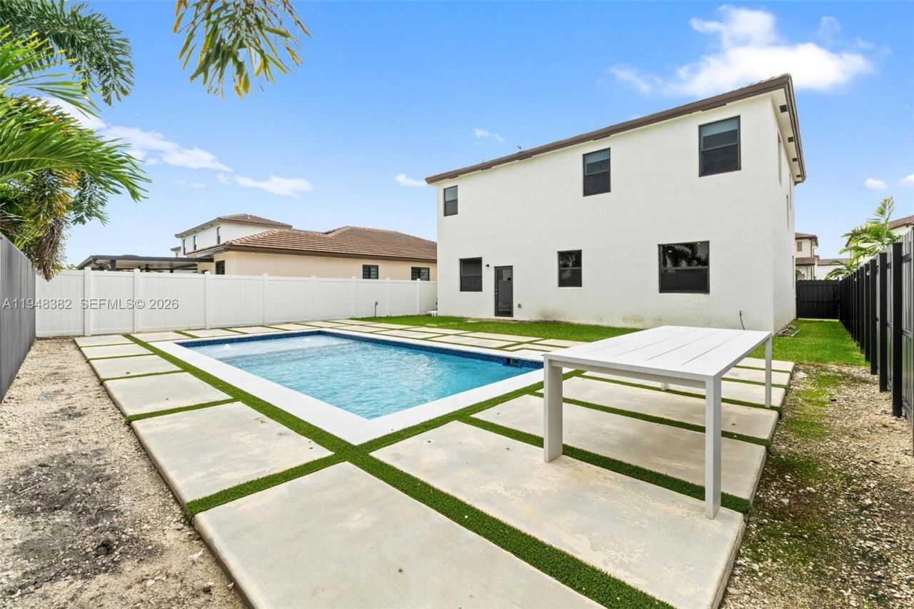 12927 SW 229th Ter , Miami, FL 33170 Photo