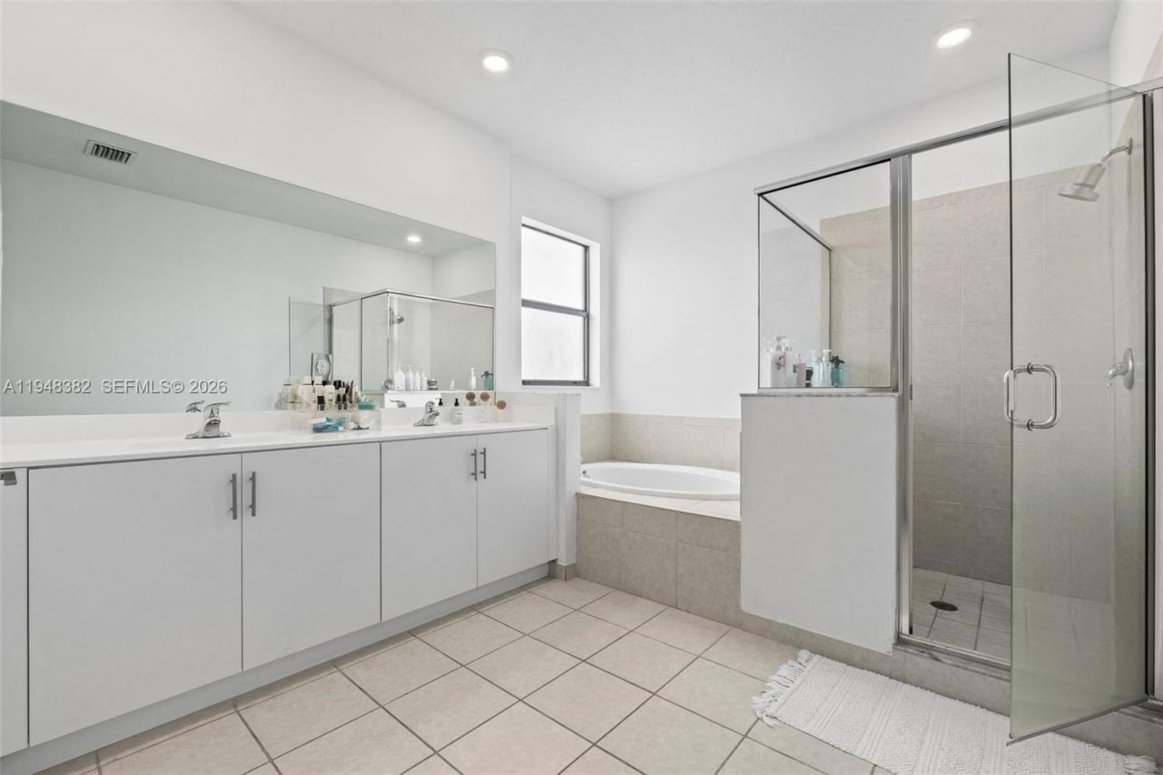 12927 SW 229th Ter , Miami, FL 33170 Photo