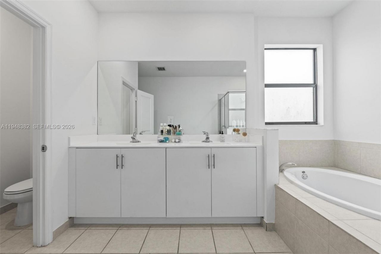 12927 SW 229th Ter , Miami, FL 33170 Photo