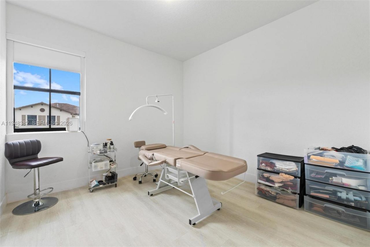 12927 SW 229th Ter , Miami, FL 33170 Photo