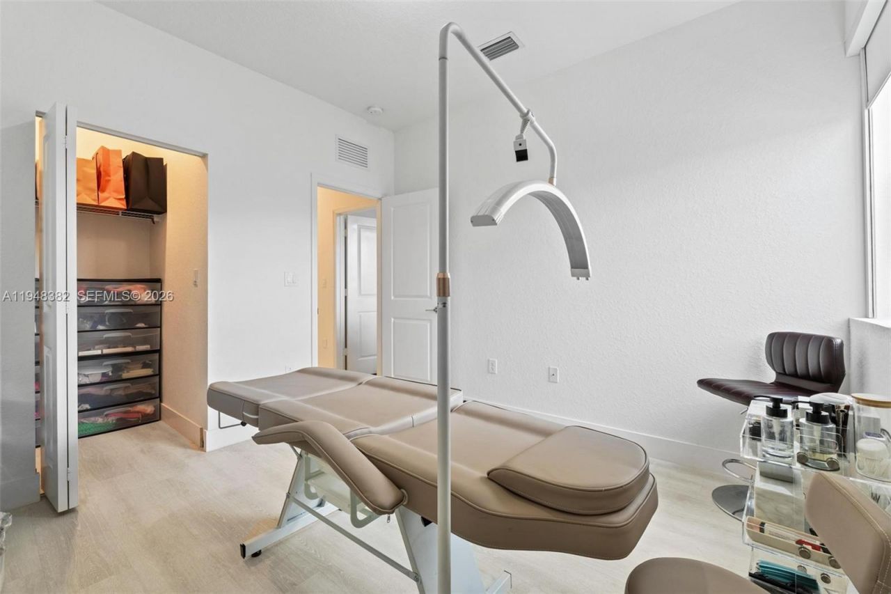 12927 SW 229th Ter , Miami, FL 33170 Photo