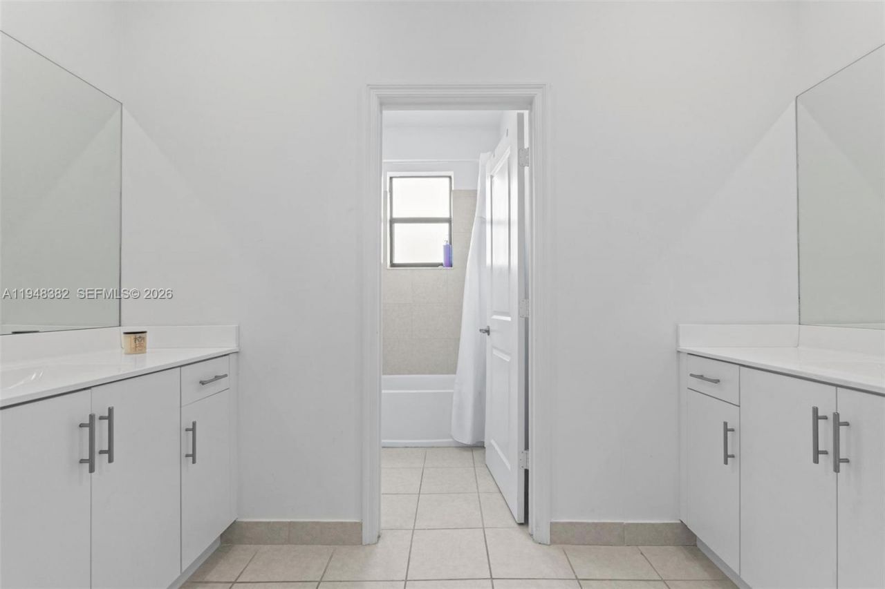 12927 SW 229th Ter , Miami, FL 33170 Photo