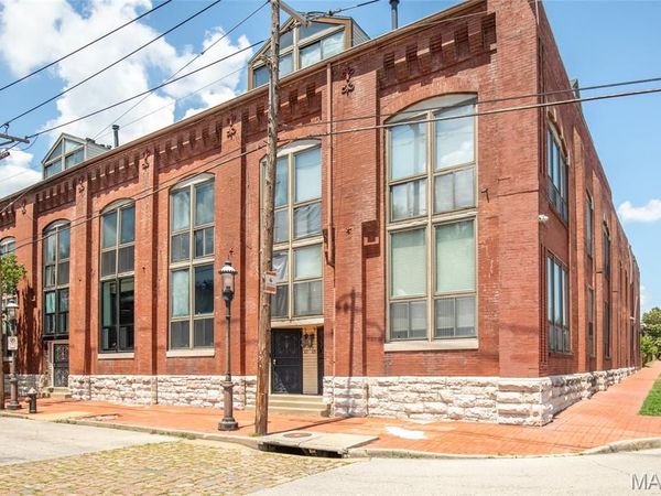 1523 S 10th Street, Unit 212, St Louis, MO 63104
