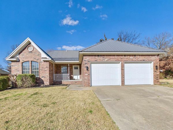 2830 Anna Lane, Conway, AR 72034