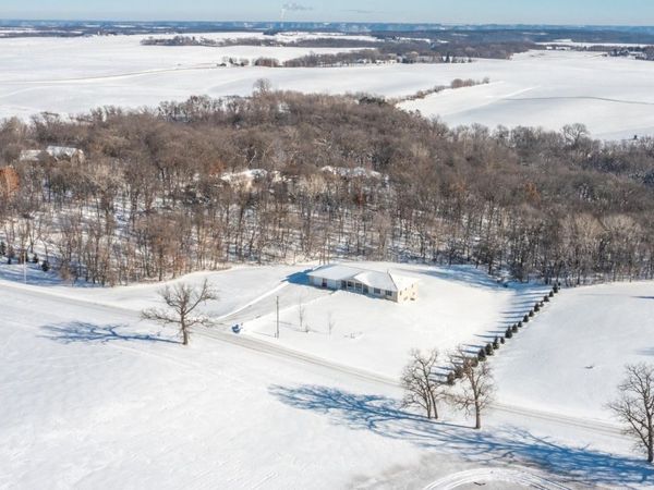 57618 205th Avenue, Plainview, MN 55964