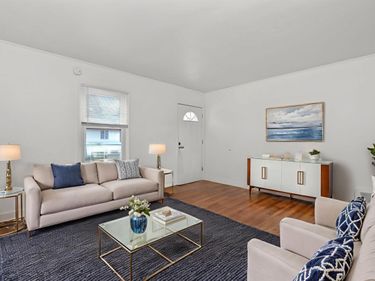 2125 44th Avenue N, Minneapolis, MN 55412