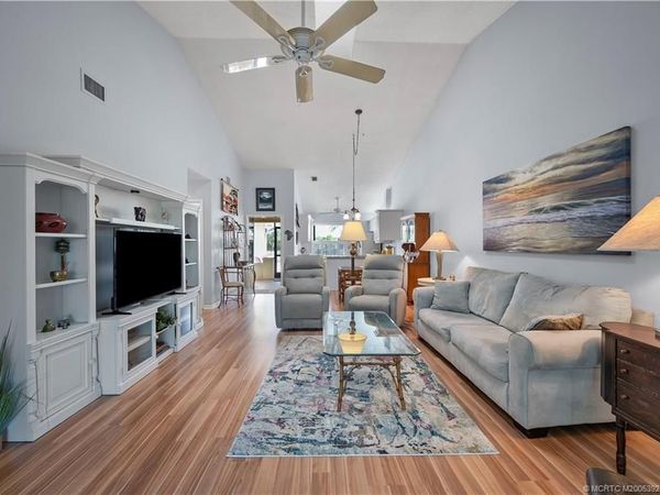 7624 SE Sugar Sand Circle, Hobe Sound, FL 33455