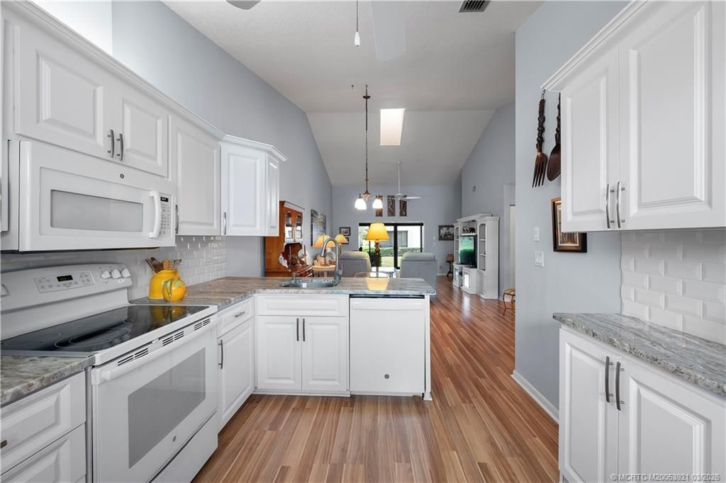 7624 SE Sugar Sand Circle, Hobe Sound, FL 33455 Photo