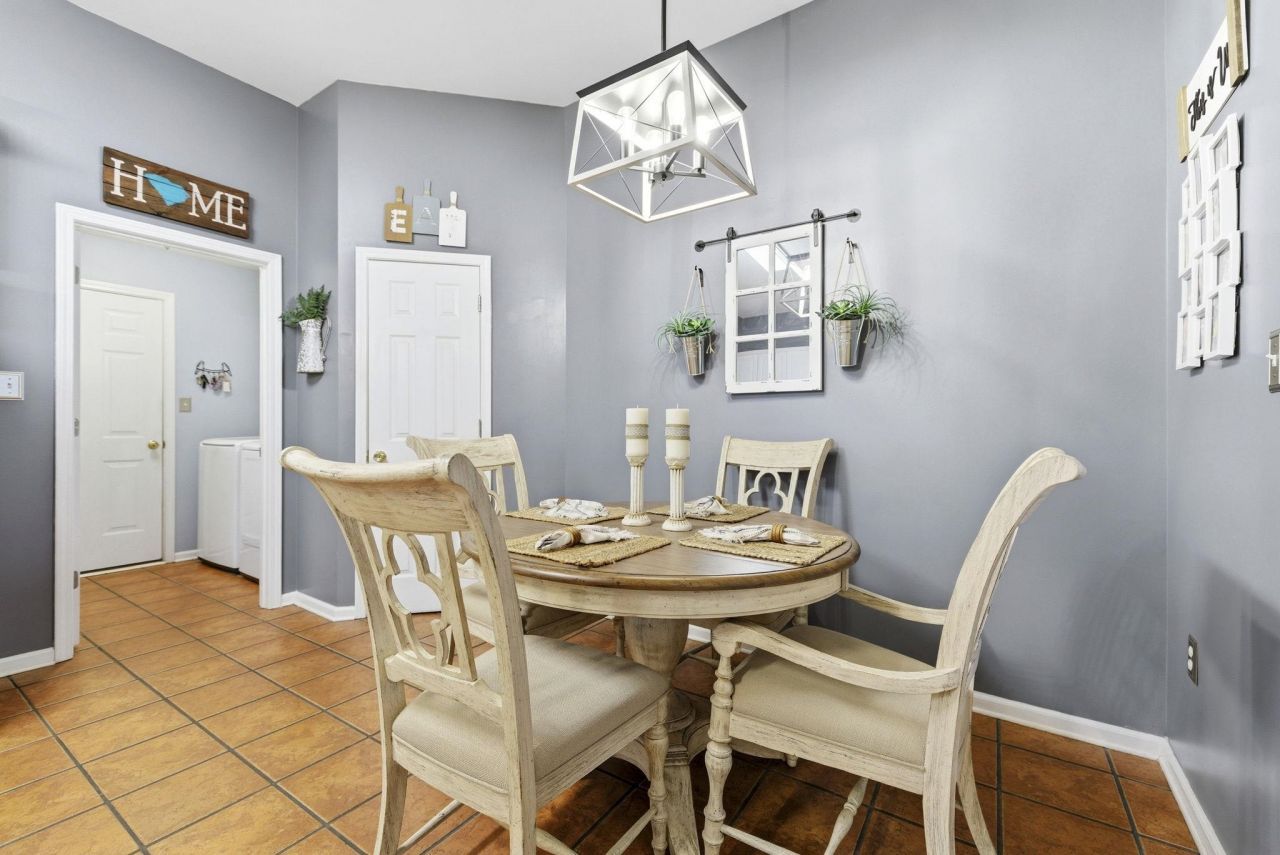 4059 Grousewood Dr. Photo 14