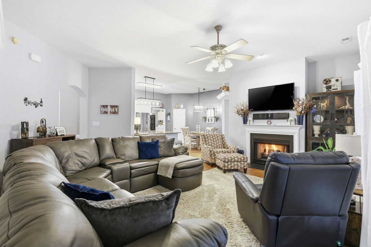 4059 Grousewood Dr. Photo 8