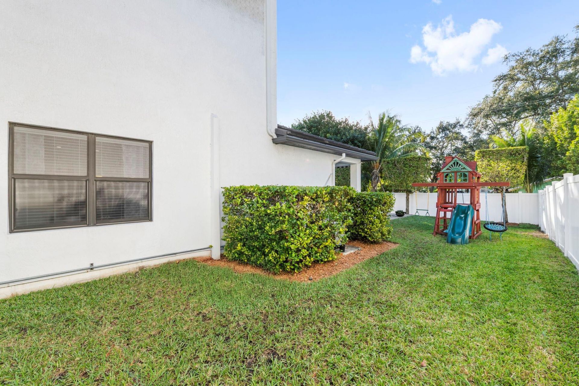 4919 Whispering Way, Fort Lauderdale, FL 33312 Photo