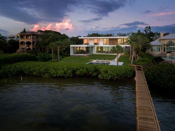 1500 BAYVIEW DRIVE, SARASOTA, FL 34239