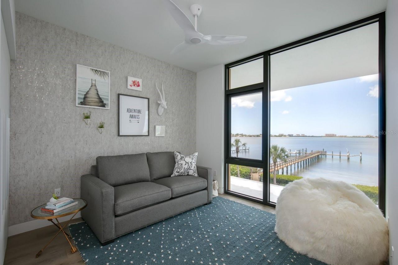 1500 Bayview Drive, Sarasota, FL 34239 Photo